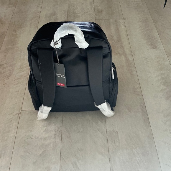 Tumi Corporate Collection Backpack - Picture 1 of 3